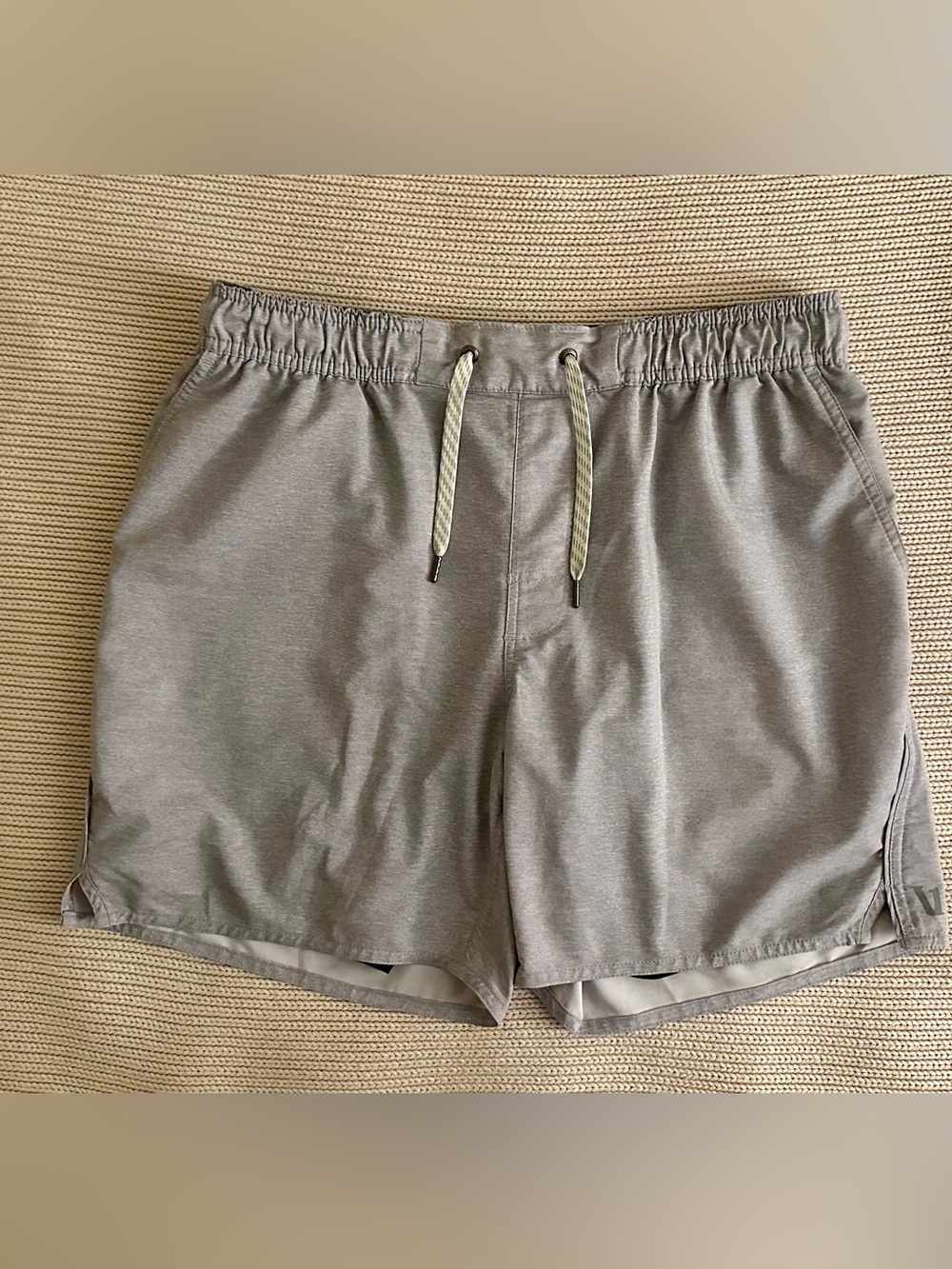 Vuori Men's Grey Athletic 2-in-1 Shorts with Black Liner